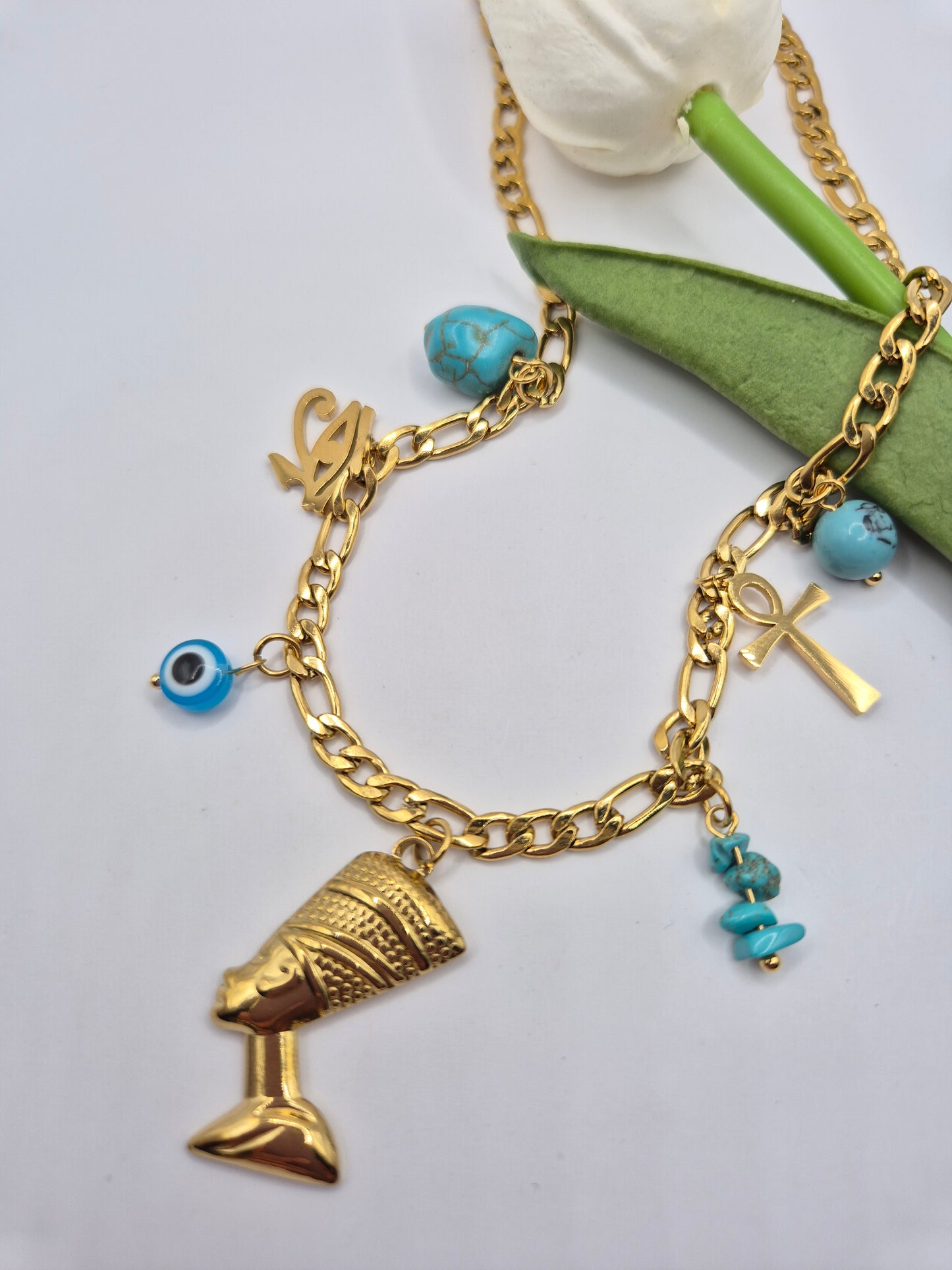 Collana Nefertiti