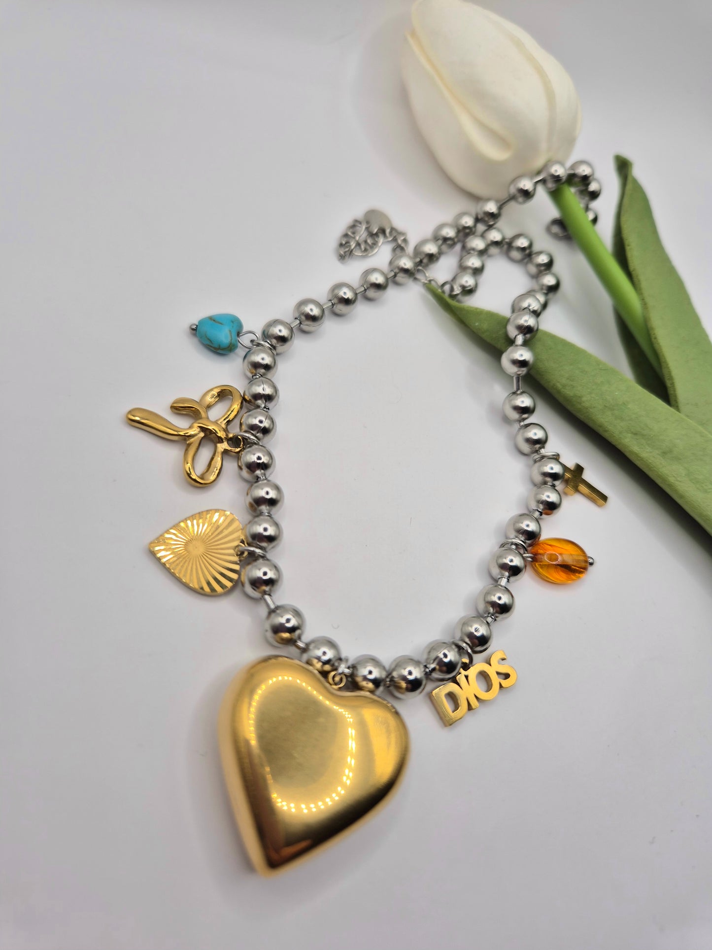 Collana Nausica