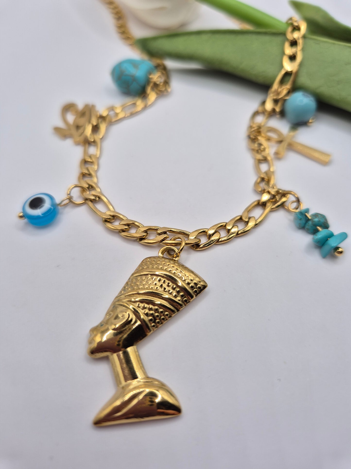 Collana Nefertiti