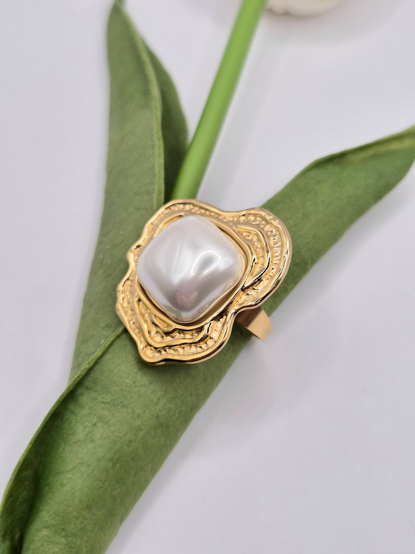Anello Lyrisa